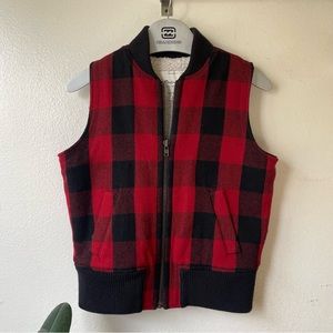 Madewell Buffalo Plaid Vest with Sherpa Lining - Medium